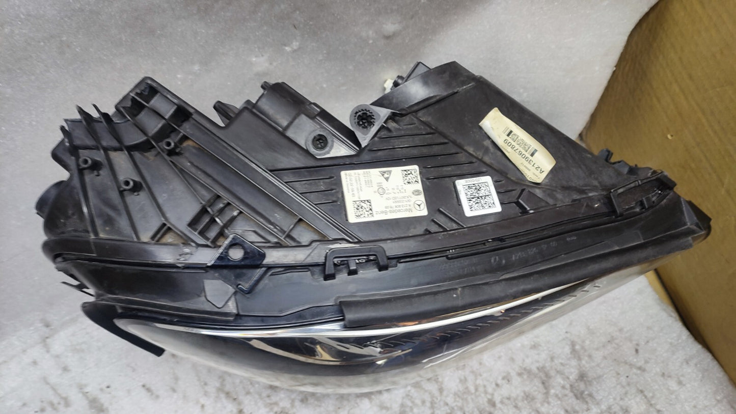 MERCEDES E CLASS W213 LED DRIVER SIDE HEADLIGHT GENUINE 2021-23 A2139067809 m61