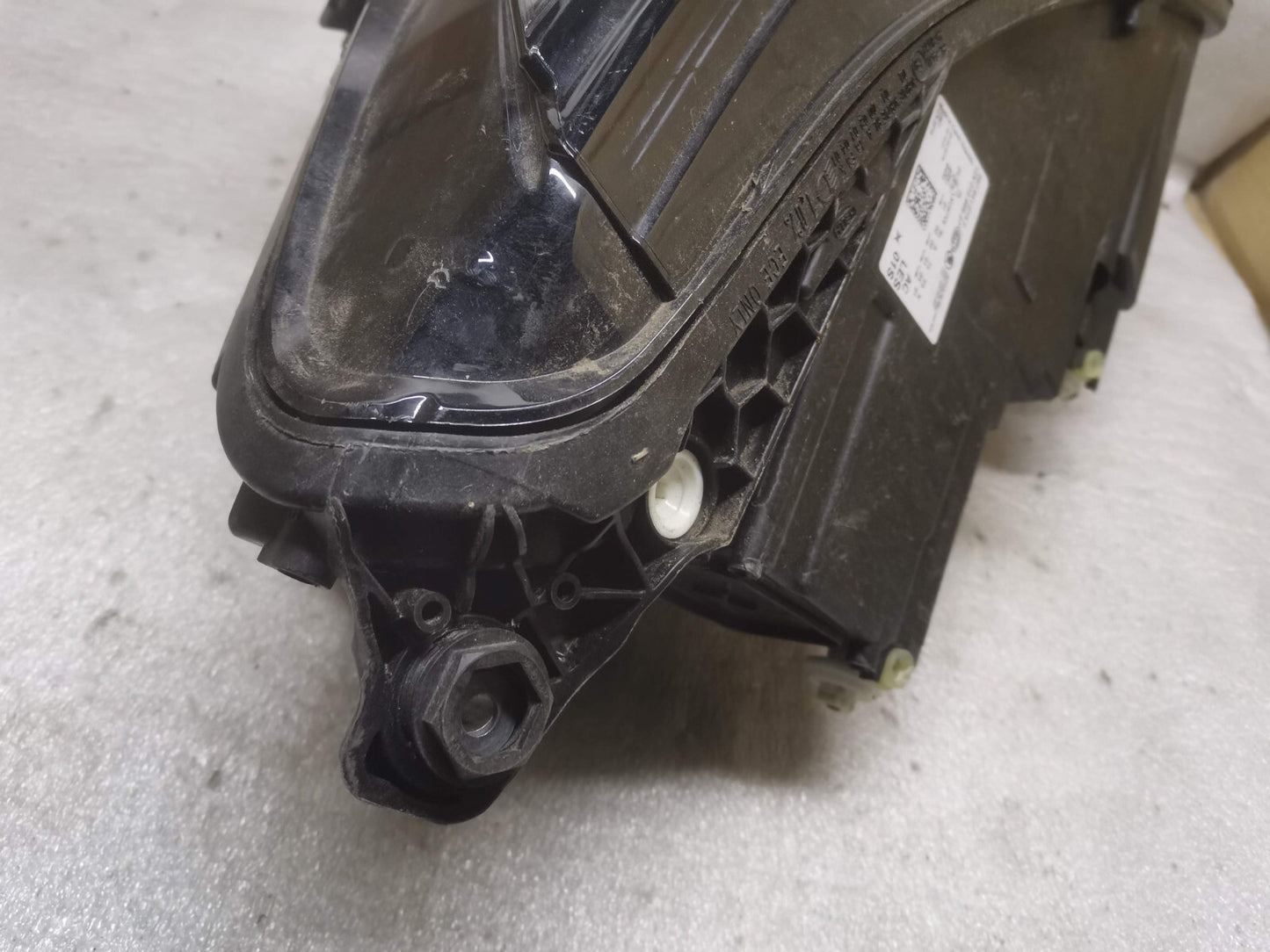 SKODA KODIAQ 2019 PASSENGER SIDE LEFT LED HEADLIGHT 567941015F skkd56