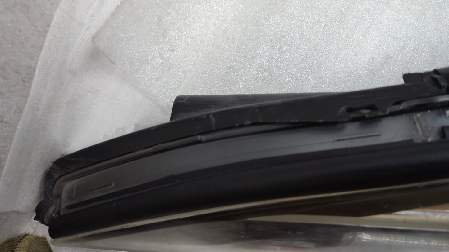 TOYOTA C-HR CHR DRIVER SIDE RIGHT LED HEADLIGHT 81110-F4051-00 TO44