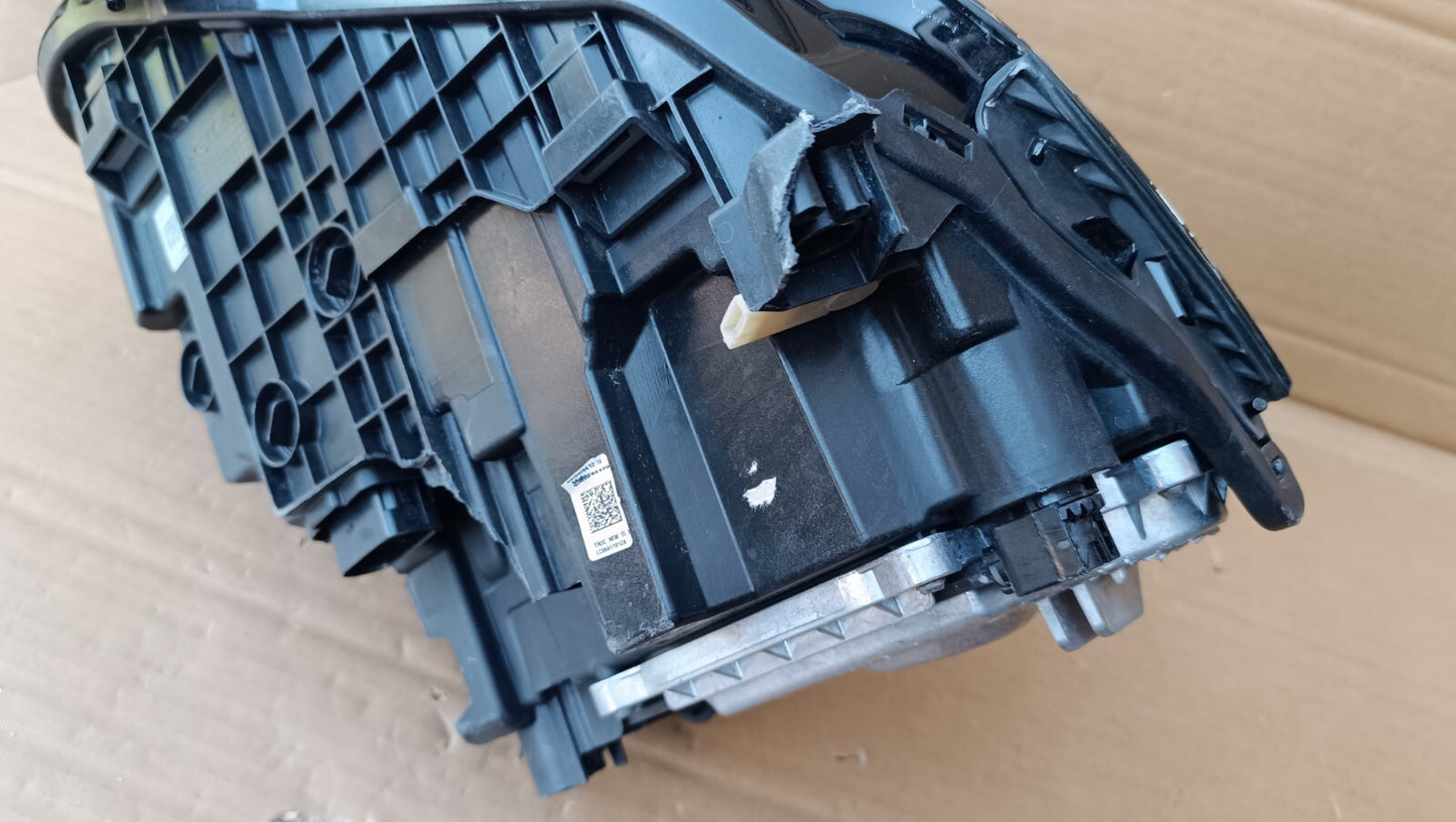 VOLKSWAGEN T-ROC 2017 PASSENGERSIDE HEADLIGHT P/N 2GA941035AN vw184