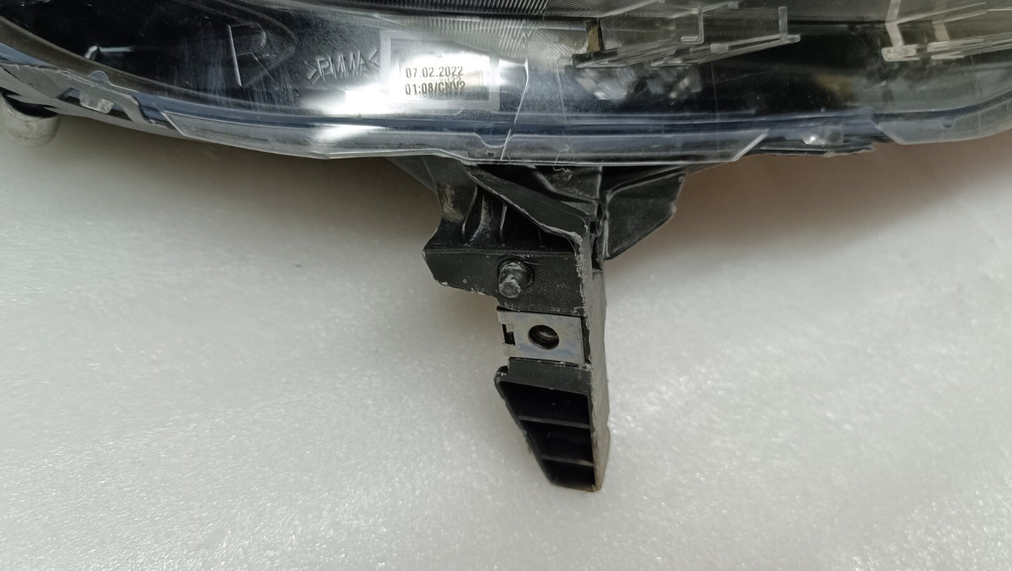 NISSAN JUKE F16 DRIVER RIGHT O/S SIDE LED HEADLIGHT DRL UPPER 26120 6PA0A 69