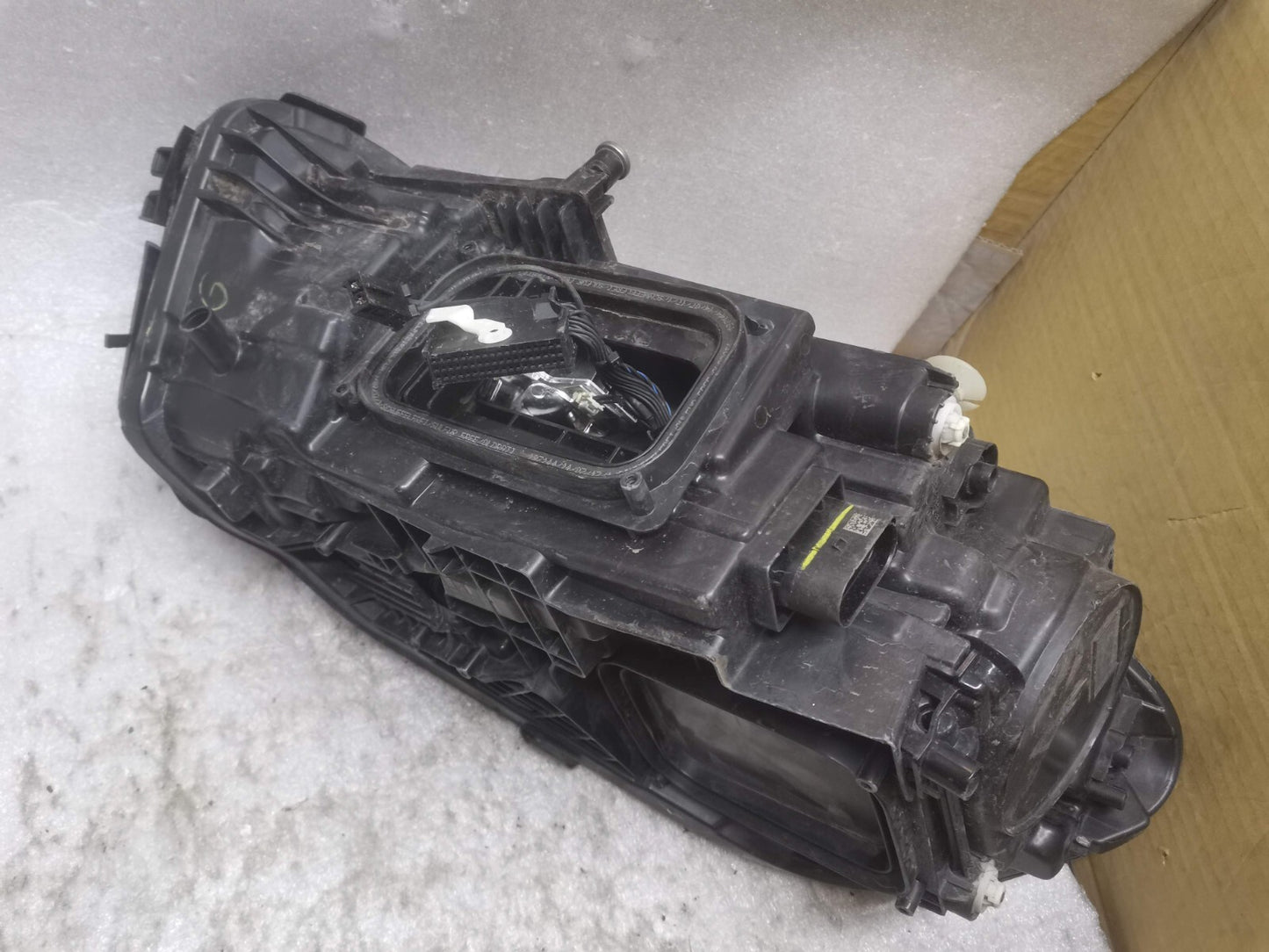 MERCEDES A-CLASS W177 2018 ONWARDS LED HEADLIGHT RH DRIVER SIDE A1779065801 m67