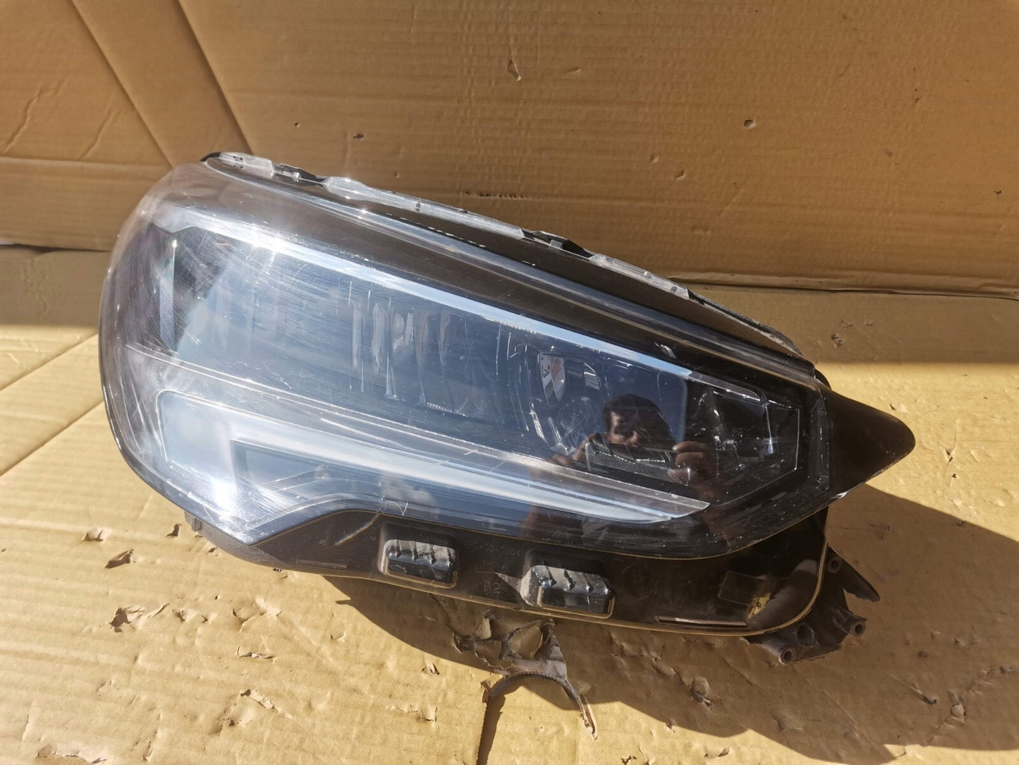 VAUXHALL CORSA F 2019+ DRIVERS RIGHT RH O/SIDE HEAD LIGHT HEADLAMP 39162656 vx33