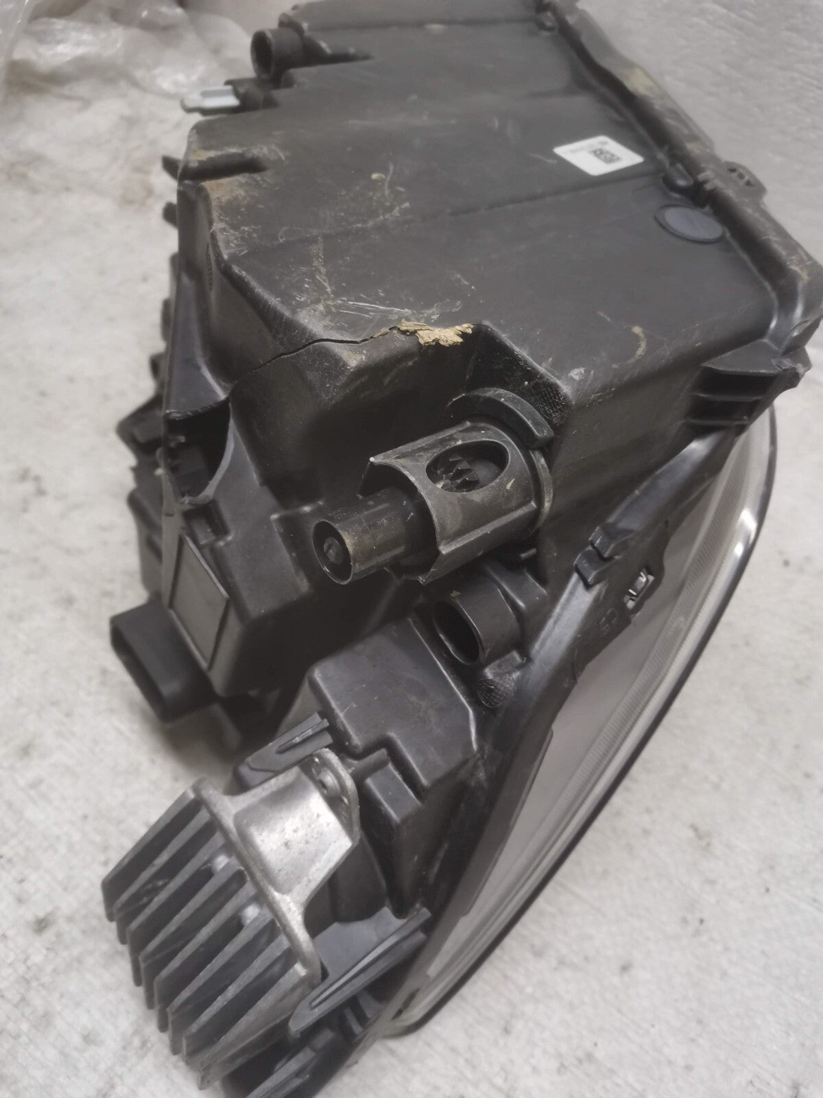 VOLVO XC40 2021 NSF PASSENGER SIDE FRONT HEADLIGHT HEADLAMP 31655984 vo4020