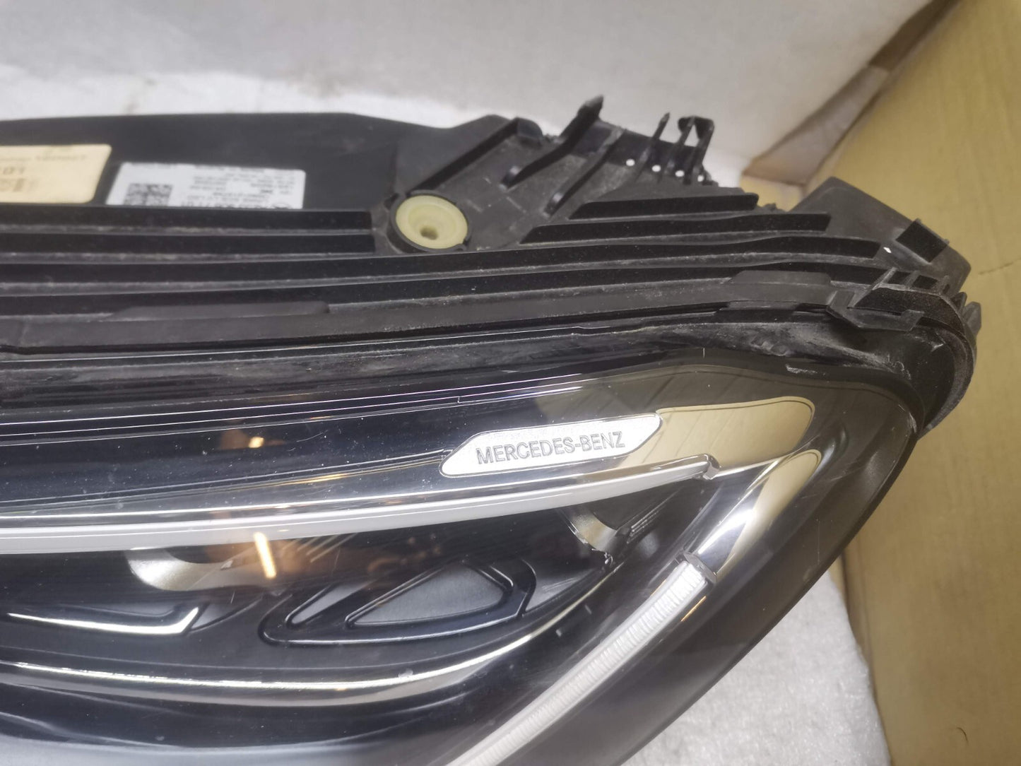 MERCEDES GLC W253 X253 PASSENGER SIDE HEADLIGHT 2019-21 A2539067101 m25349