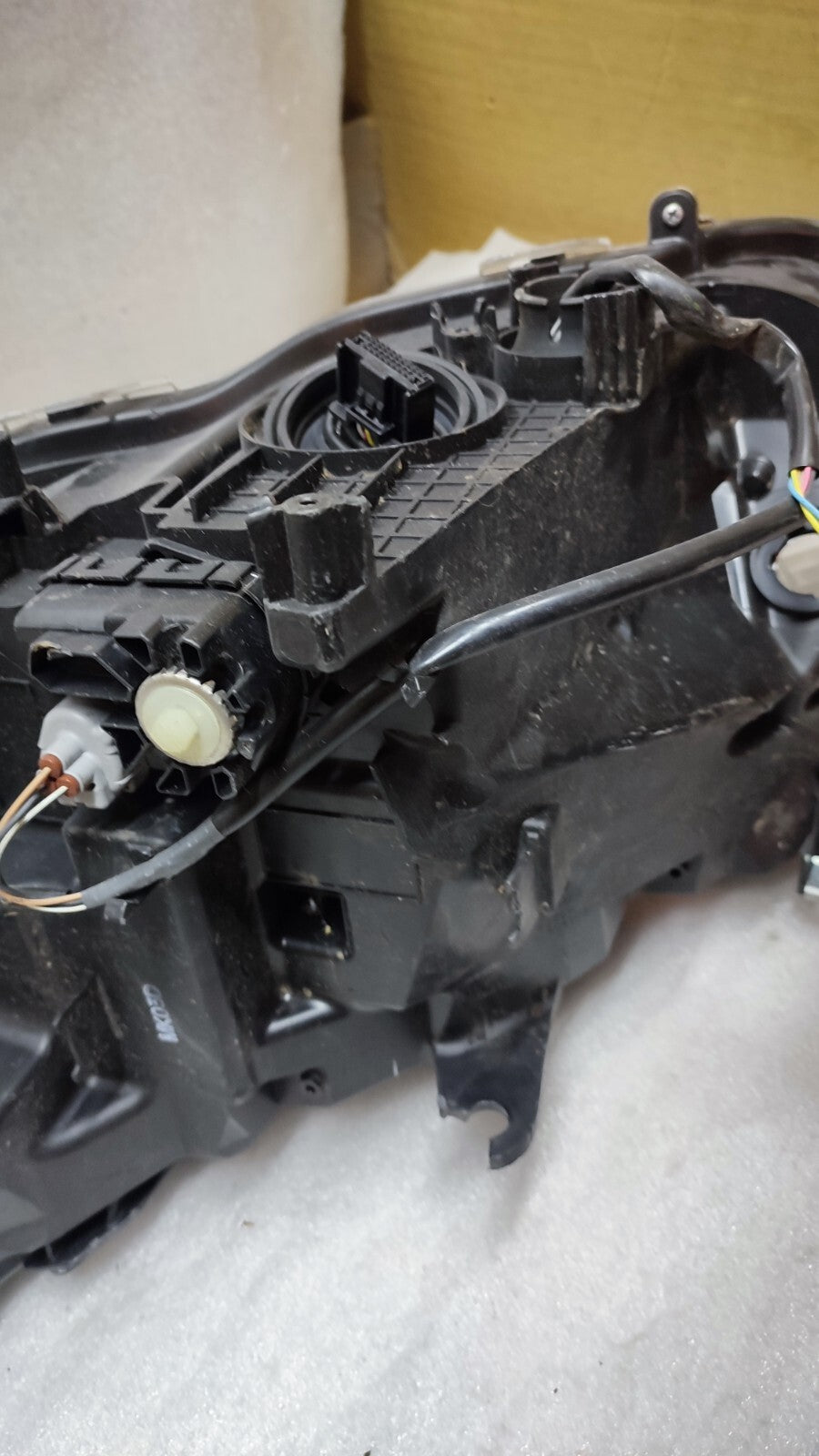 GENUINE TOYOTA RAV4 2022 DRIVER SIDE LED HEADLIGHT STANLEY 42-87 to46