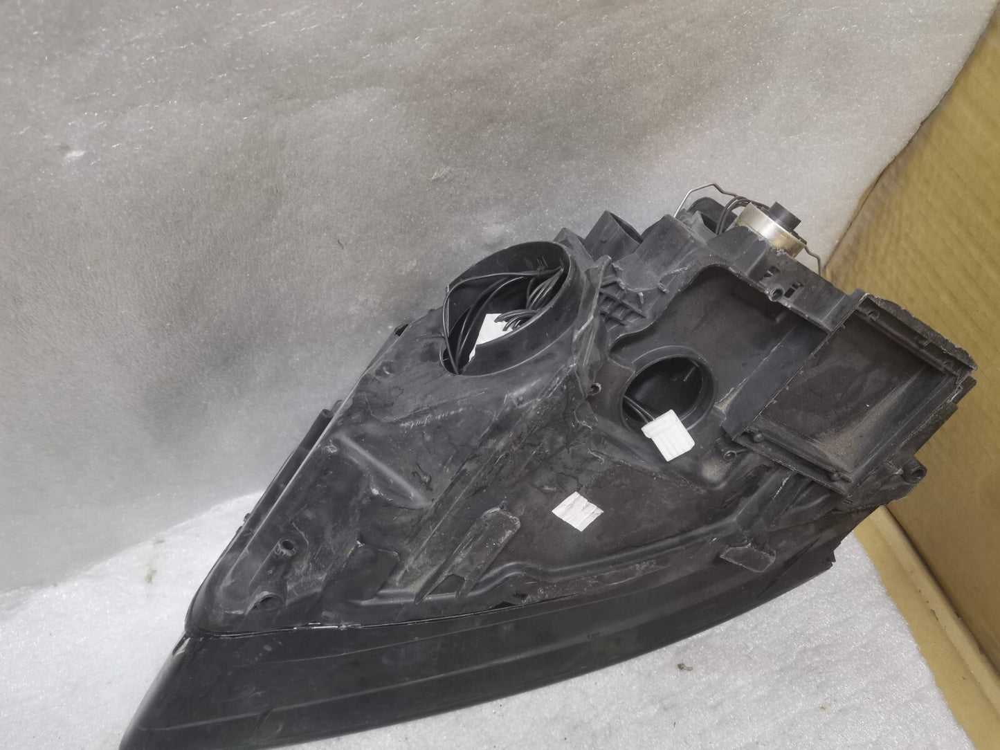 AUDI A5 8T 2008- 2012 FRONT RIGHT DRIVER SIDE XENON HEADLIGHT 8T0941004AL a5131