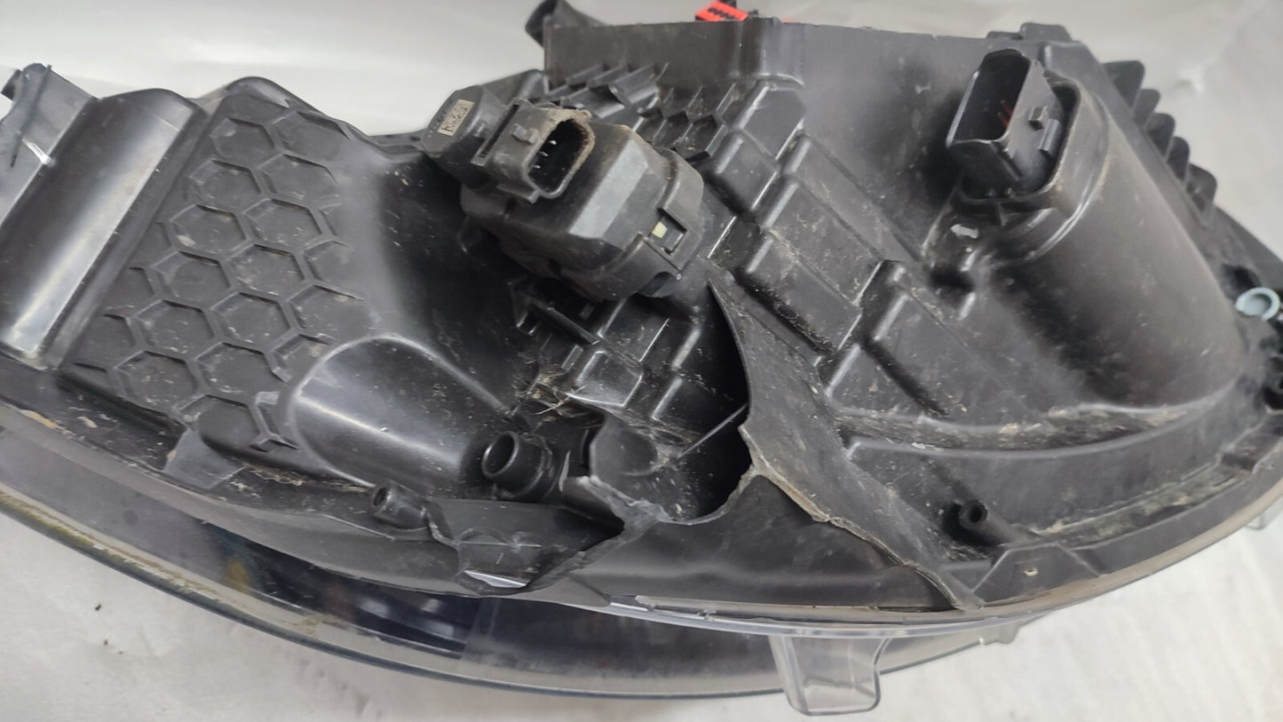 RENAULT CAPTUR GT LINE 2019 PASSENGERSIDE N/S LED HEADLIGHT  260604198R ren45