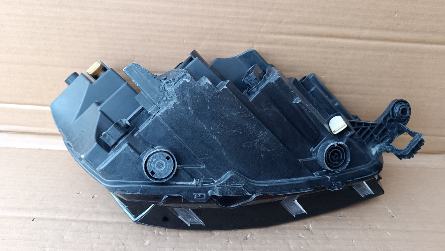 Skoda Fabia Mk4 5 Door 2025+ Headlight passenger Side SK100