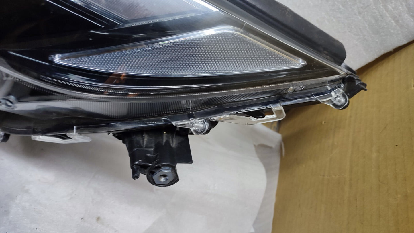 TOYOTA RAV4 OEM 2022 2023  LED HEADLIGHT LED SIGNAL STYLE LEFT 81150-0R360 to28