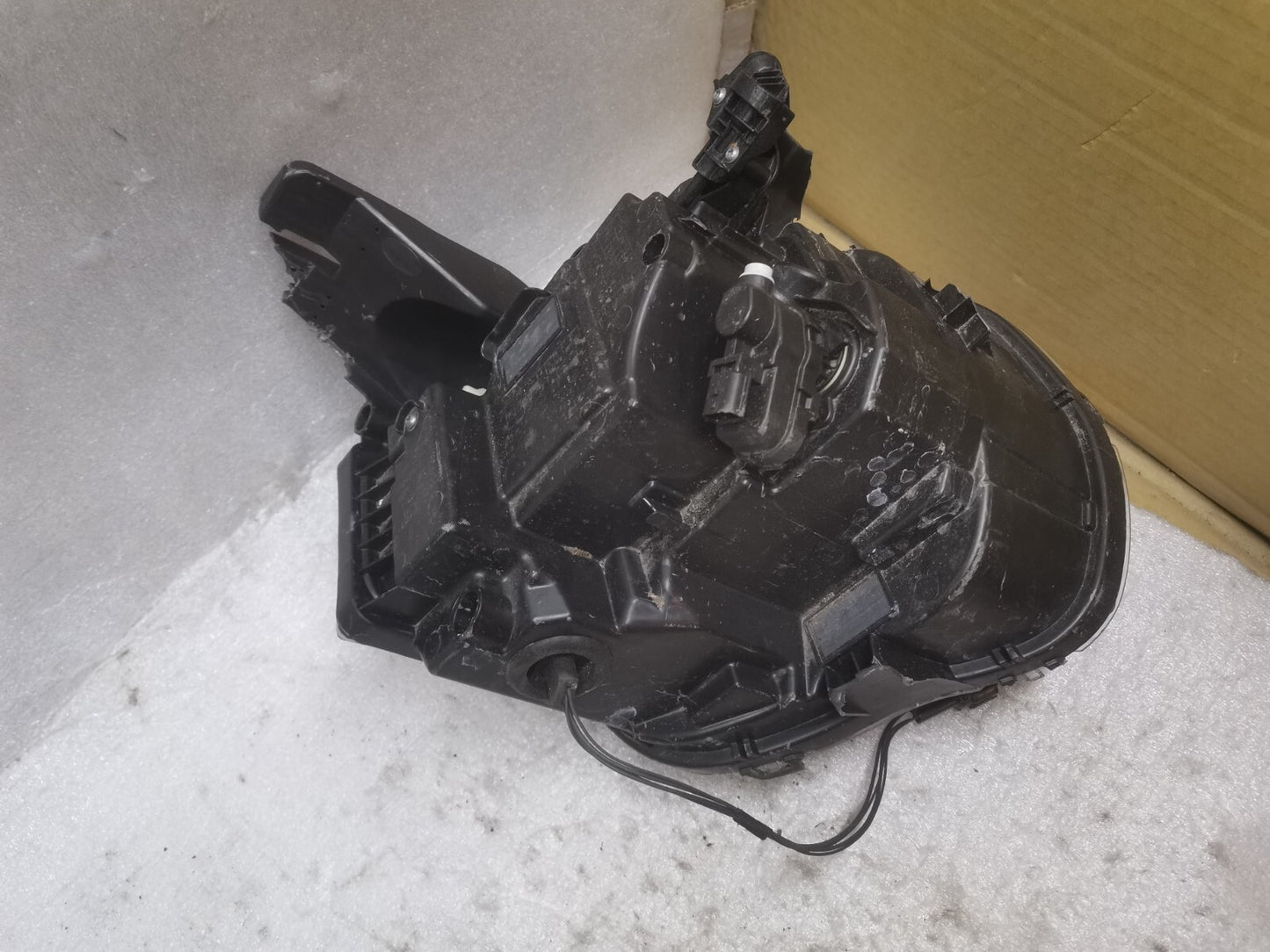 NISSAN JUKE F16 19-ON FRONT LEFT SIDE COMPLETE LED HEADLIGHT 260606PA0A niju14