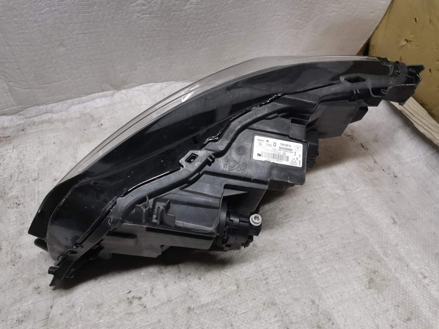 Peugeot 208 LED Headlight 2020+ Right Driver Side 73312212 9833036080 psa10