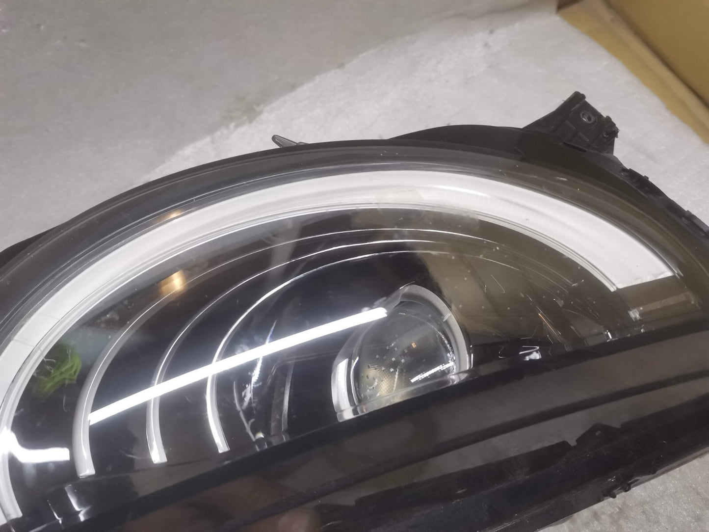 FIAT ABARTH 500 ELECTRIC 2020-23 FRONT HEADLIGHT T2-21 00521400250 fia6