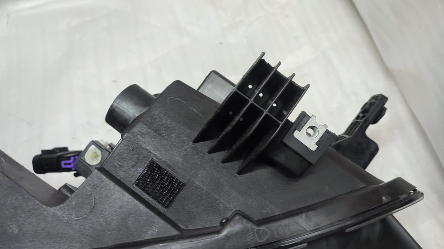 MG HS DRIVERS SIDE FACELIFT  RIGHT FULL LED HEADLIGHT 2022 2023 2024 MG24