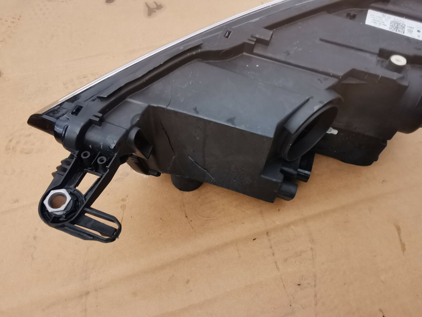 Volkswagen T-ROC Headlight Drivers Side Offside 2GA941006C VWTR34