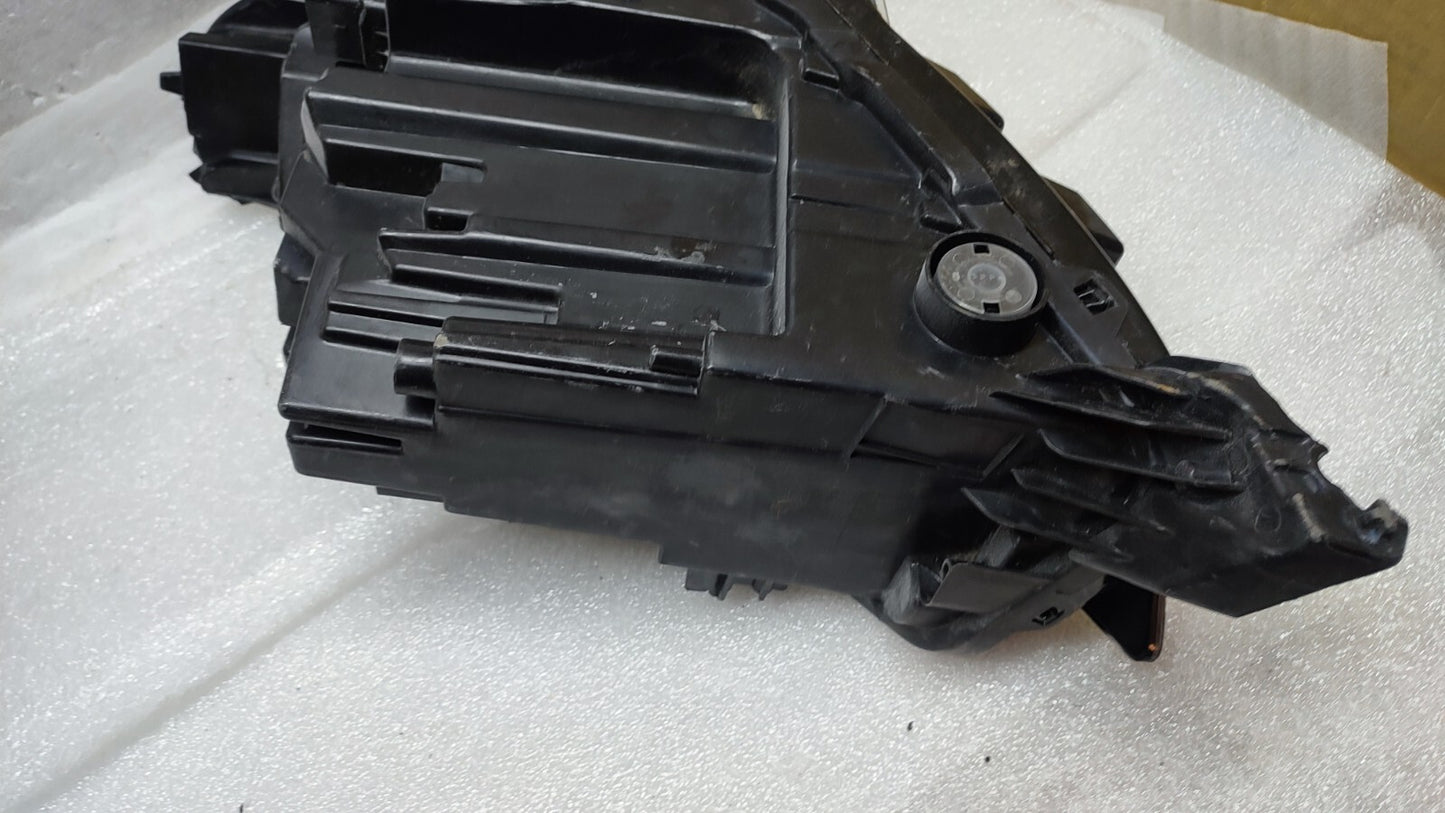 VAUXHALL CORSA F 2019+ DRIVERS RIGHT RH O/SIDE HEAD LIGHT HEADLAMP 39162656 v103