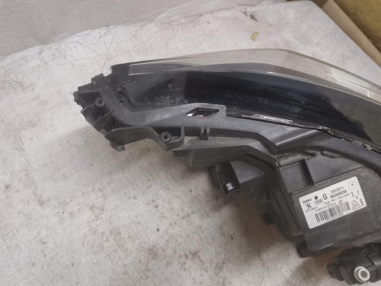 Peugeot 2008 / 208 LED Headlight (LEFT) Passenger Side 2020 led