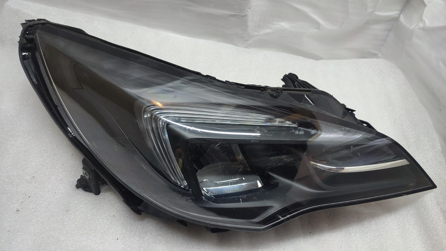 VAUXHALL ASTRA GENUINE  2018-2021 DRIVER SIDE LED HEADLIGHT 39195691 VX114