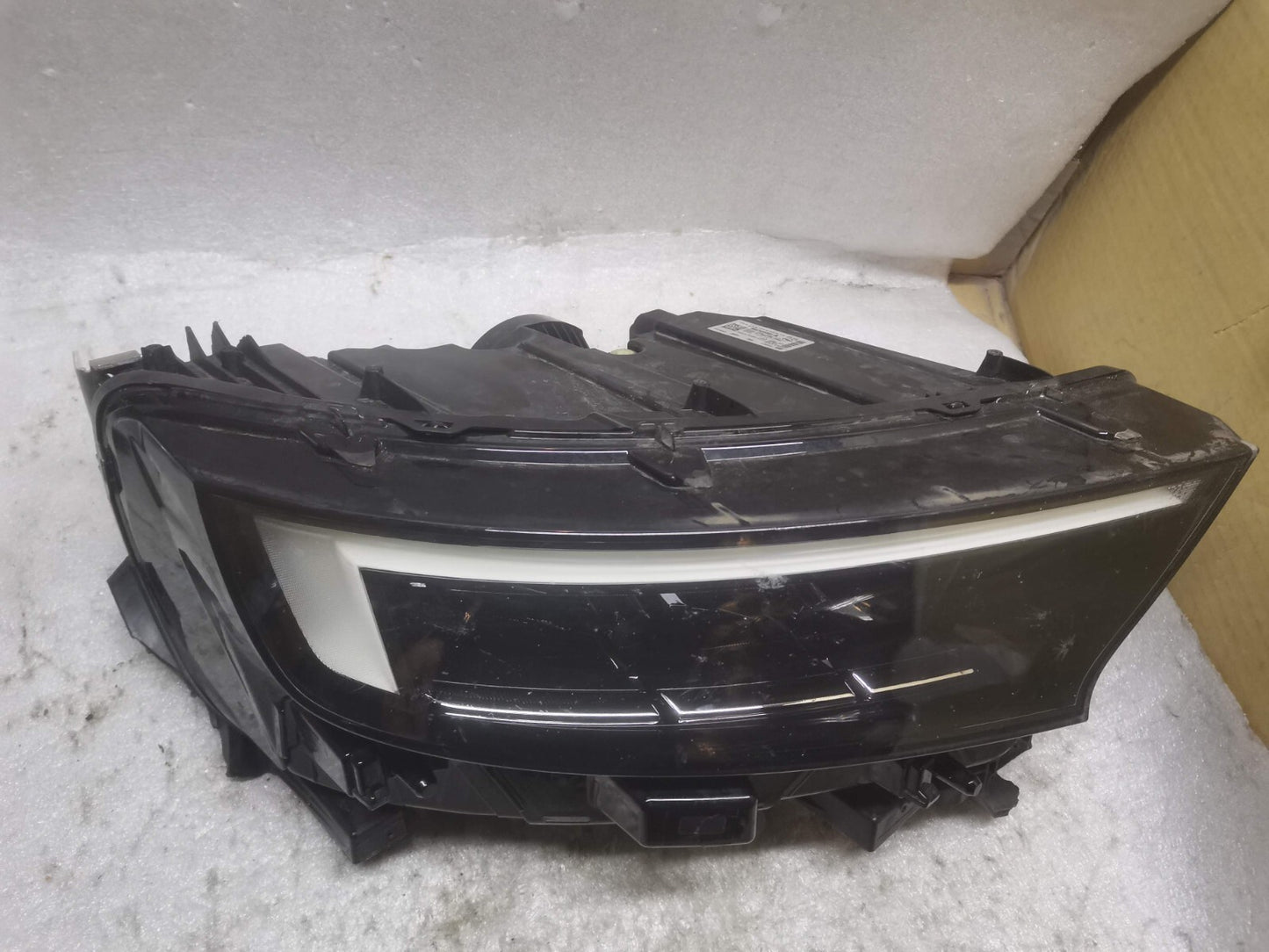 VAUXHALL MOKKA B 2020+ HEADLIGHT O/S RIGHT HAND 9847939380 vxmo59