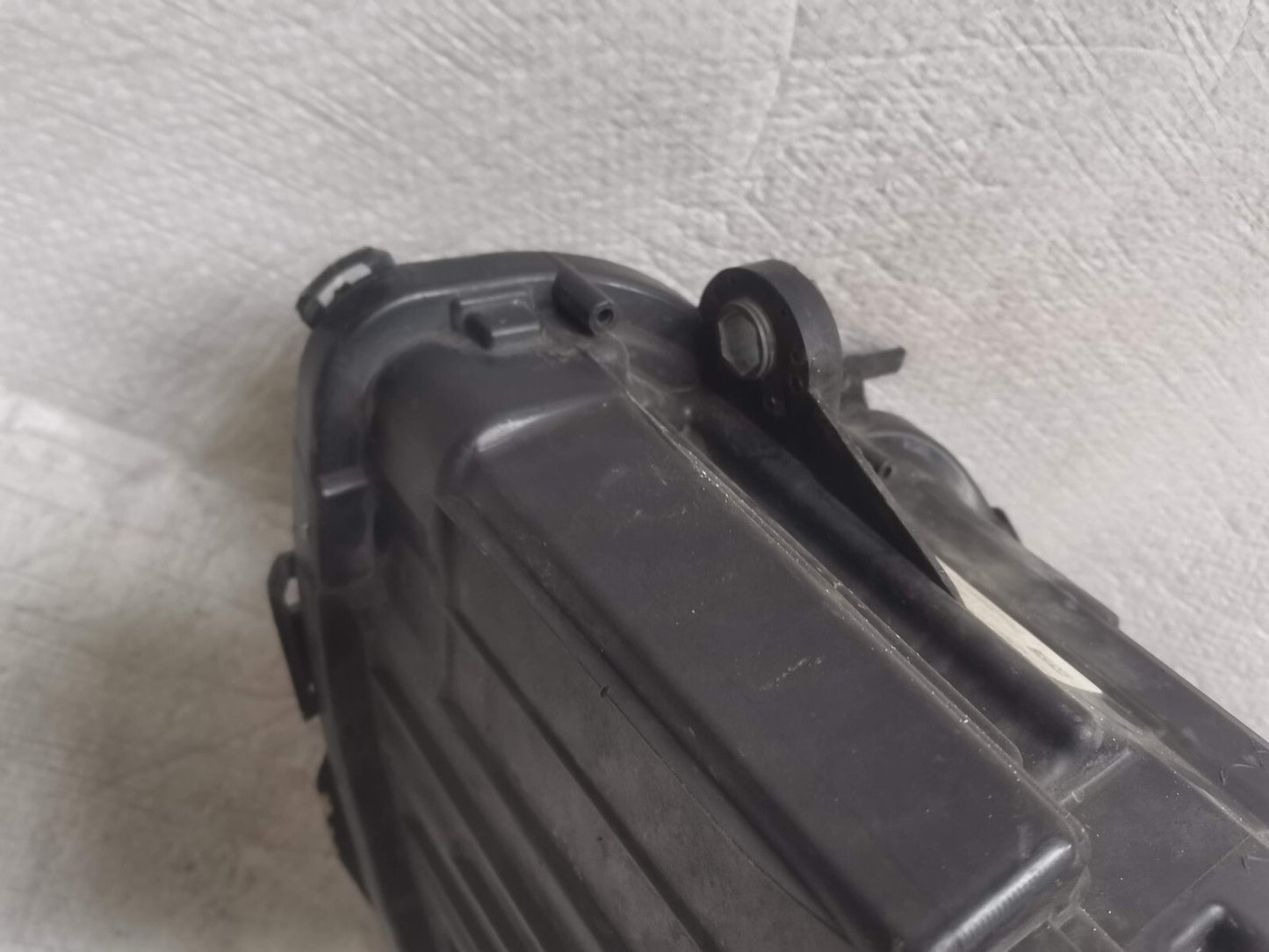 MERCEDES E CLASS 2016-2020 DRIVER SIDE LED XENON HEADLIGHT A2139064204