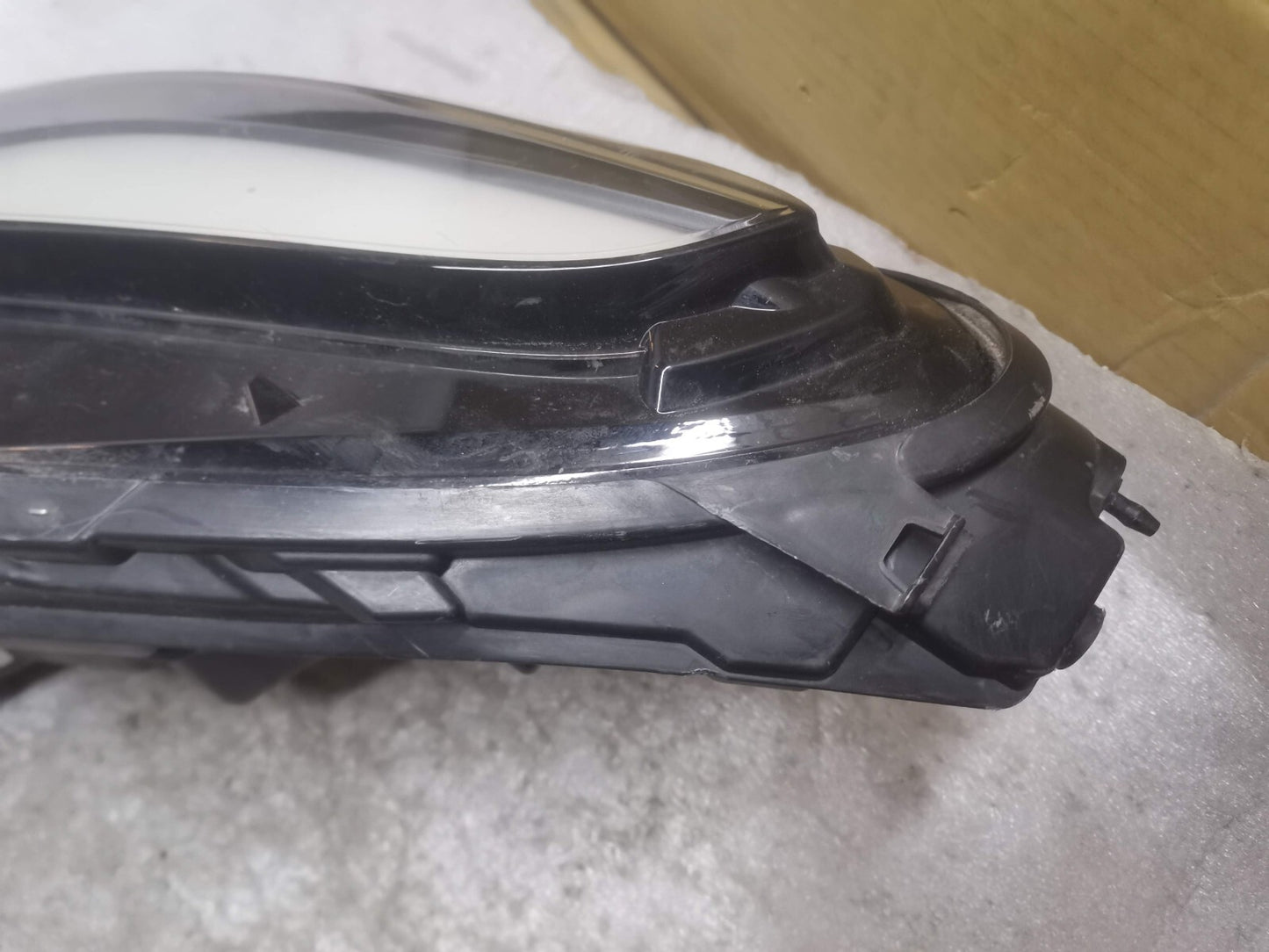 TESLA MODEL 3 2021 ONWARDS RIGHT HEADLIGHT 1514953-00-D te3