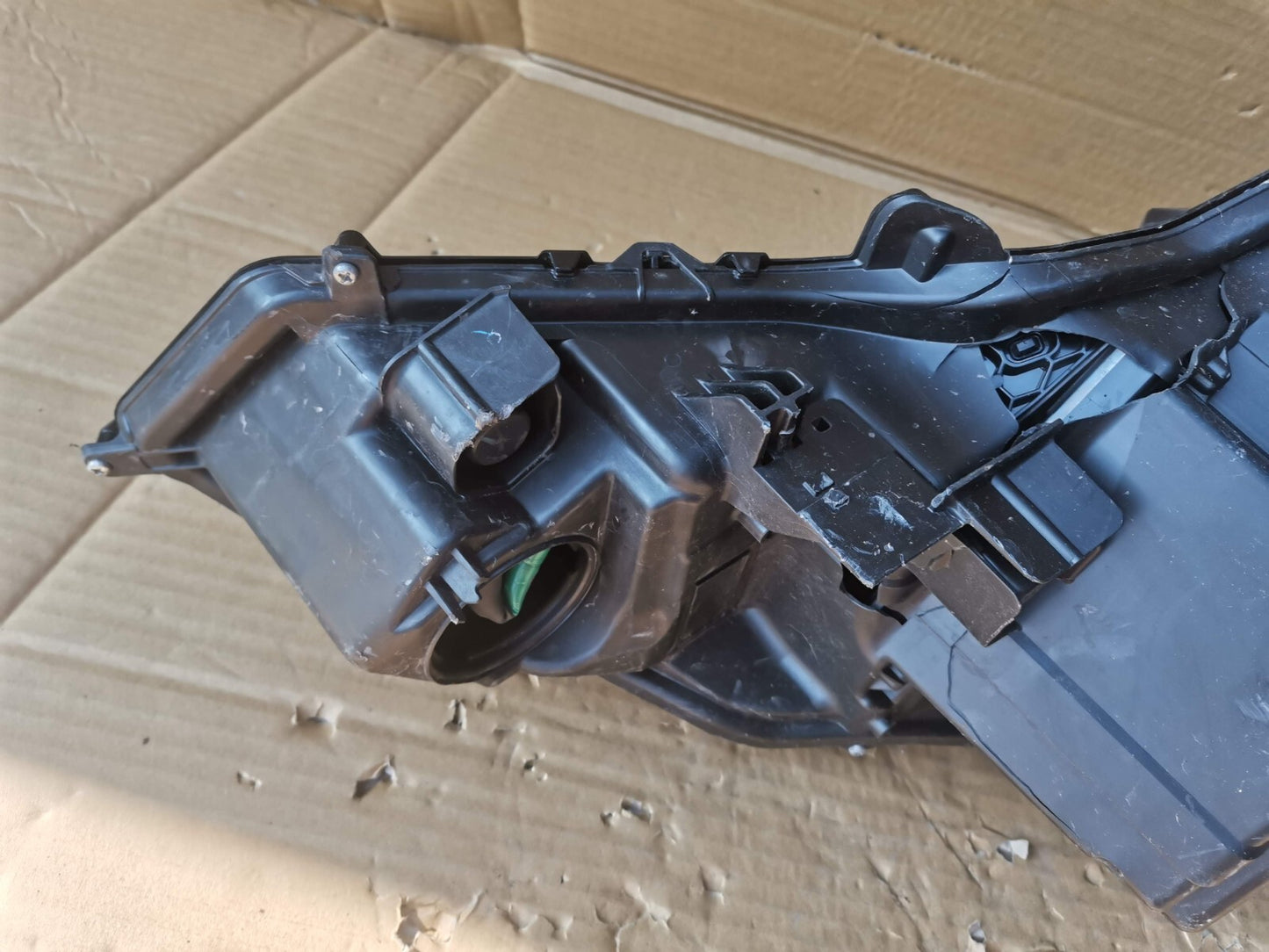 Lexus UX 200 250h LEFT PASSENGER Side Triple Beam LED Headlight 2019-22 leux9