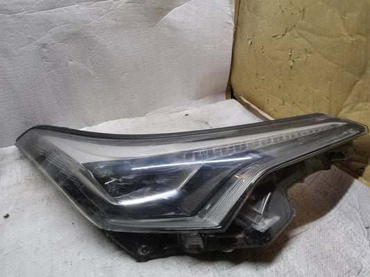 TOYOTA C-HR Right DRIVER SIDE LED HEADLIGHT 81110-F4061-00 2016-19 toch2