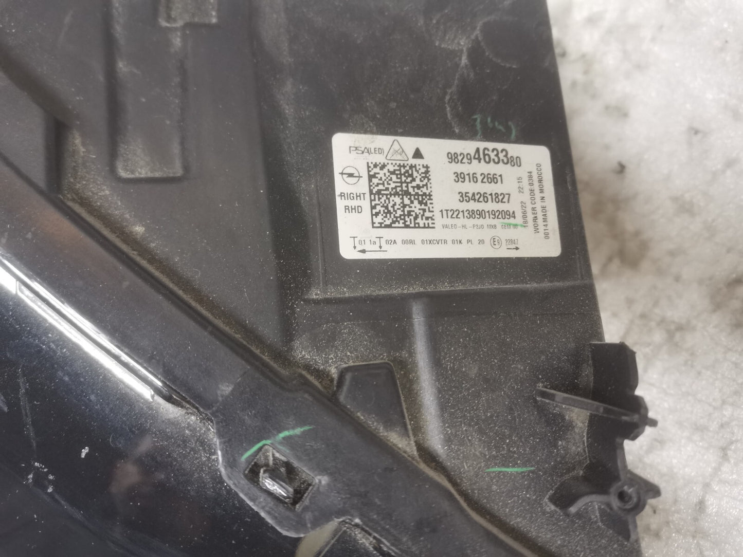 VAUXHALL CORSA F LUX OS Drivers Right Front LED Headlight Headlamp 98294633 vx78