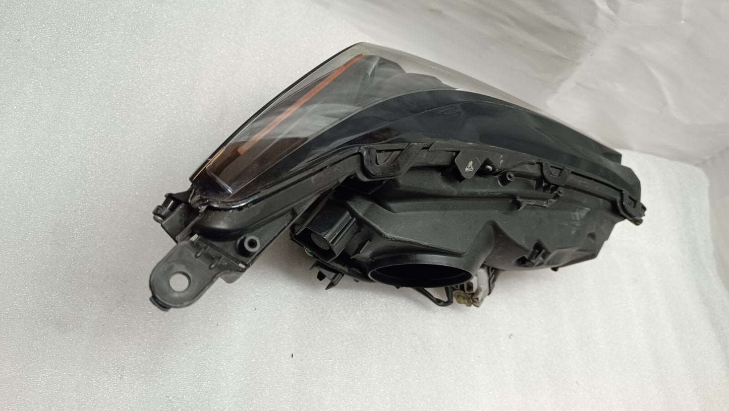 Lexus NX 300H Headlight Passenger Side 2014 - 2021 8118578040 / 89907-78021 LE21