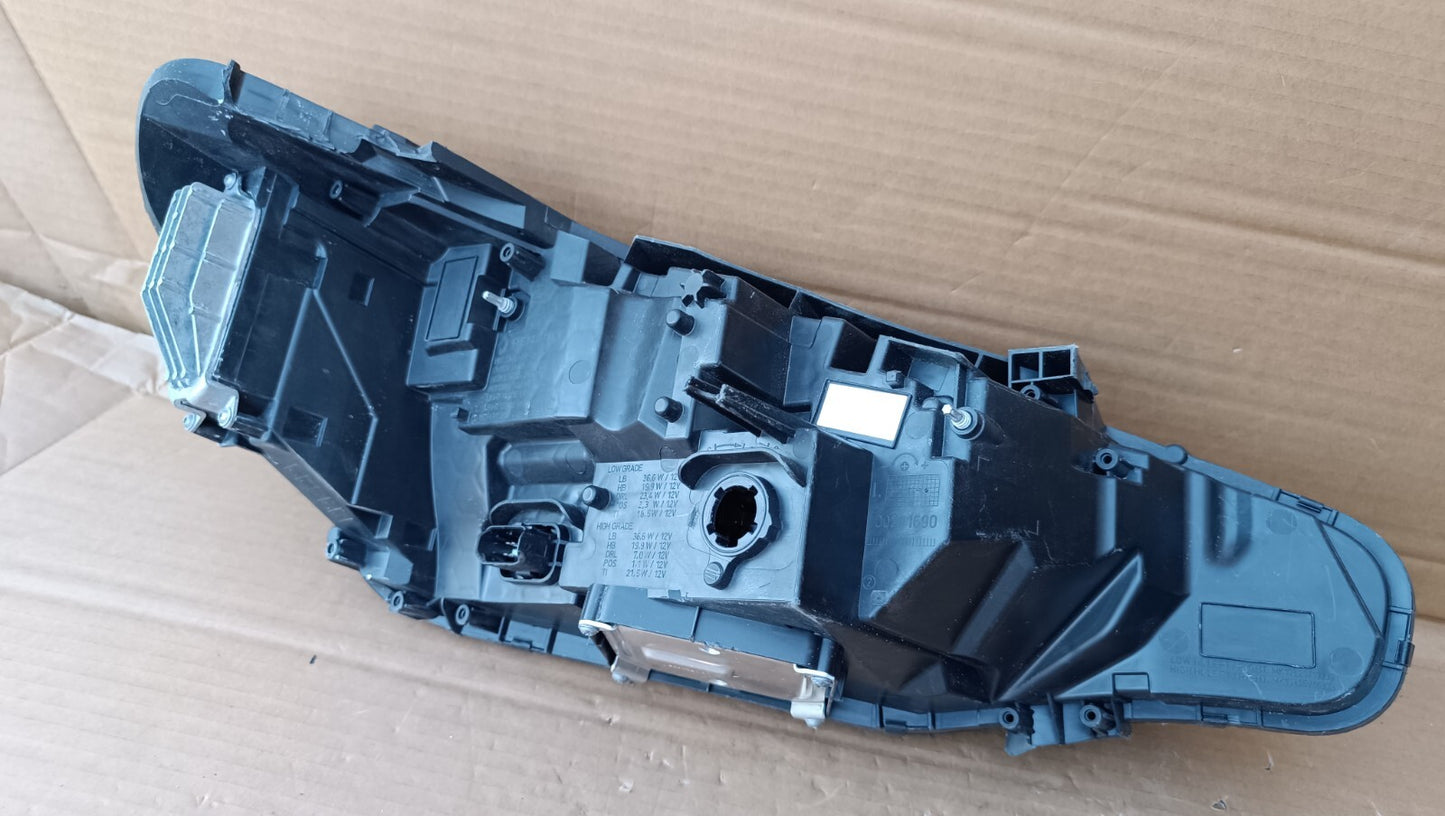 RENAULT CLIO PASSENGER SIDE LEFT LED HEADLIGHT HEADLAMP LH 2023 2024 E-TECH re66