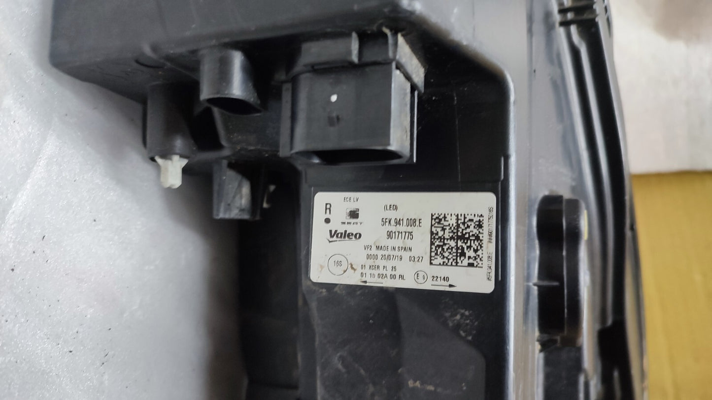 SEAT TARRACO 2018 on O/S DRIVER'S LED HEADLIGHT 5FK941008E GENUINE se79