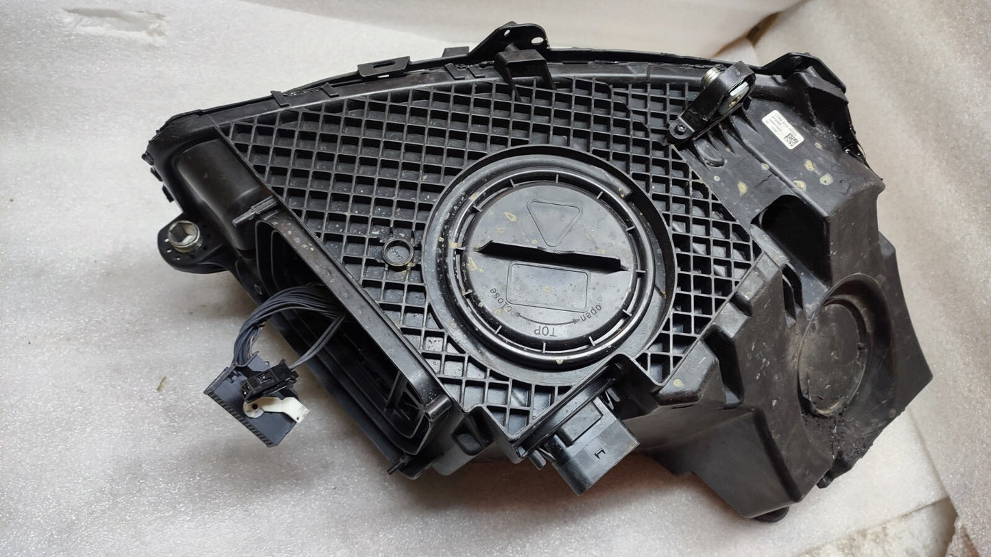 MERCEDES GLC W253 X253 PASSENGER SIDE HEADLIGHT 2019-21 A2539067101 m25395