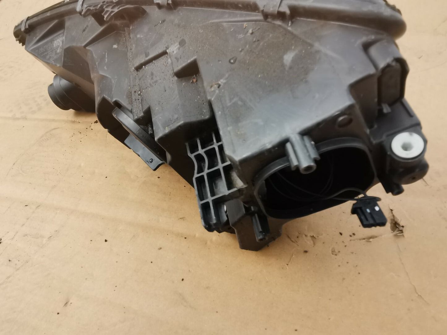 AUDI A4 B9 8W DRIVERS RIGHT SIDE HEADLIGHT 8W0941006A aua464